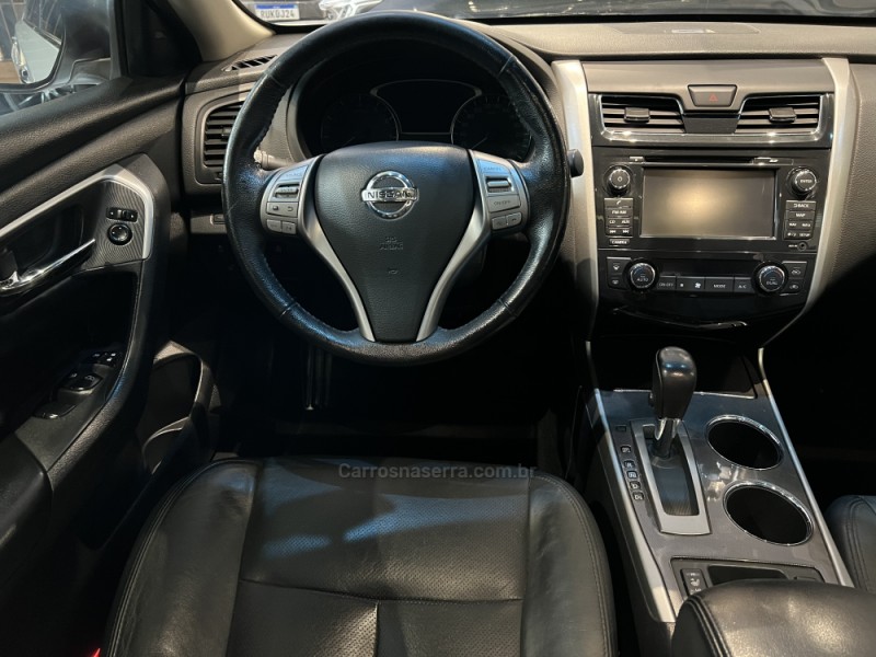 ALTIMA 2.5 SL 16V GASOLINA 4P AUTOMÁTICO - 2014 - CAXIAS DO SUL