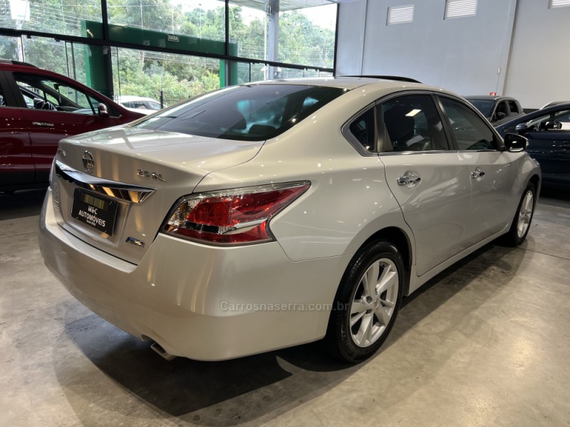 ALTIMA 2.5 SL 16V GASOLINA 4P AUTOMÁTICO - 2014 - CAXIAS DO SUL