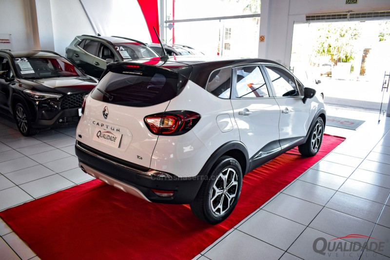 CAPTUR 1.3 ICONIC 16V TURBO FLEX 4P AUTOMÁTICO - 2022 - SANTA CRUZ DO SUL