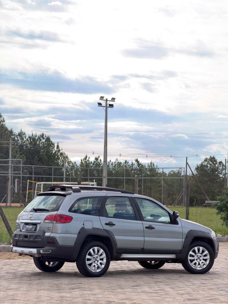 PALIO 1.8 MPI ADVENTURE WEEKEND 16V FLEX 4P AUTOMATIZADO - 2015 - ANTôNIO PRADO