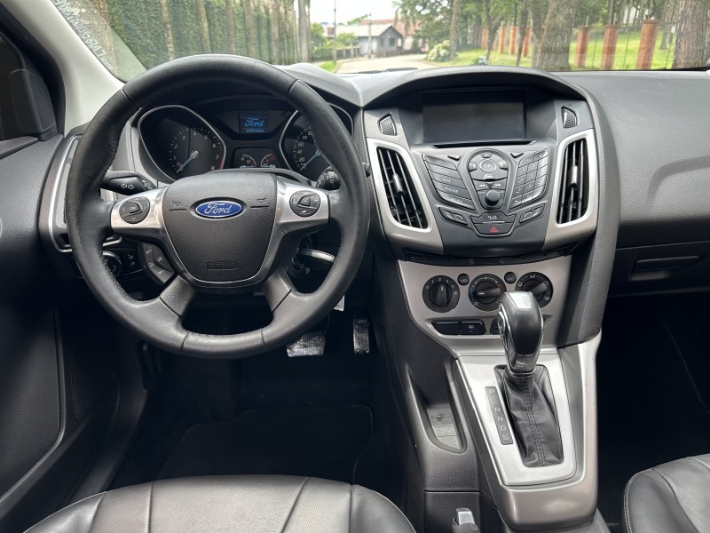 FOCUS 1.6 SE 16V FLEX 4P AUTOMÁTICO - 2015 - CAXIAS DO SUL