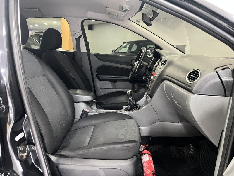 FOCUS 1.6 GLX SEDAN 16V FLEX 4P MANUAL - 2013 - CAXIAS DO SUL