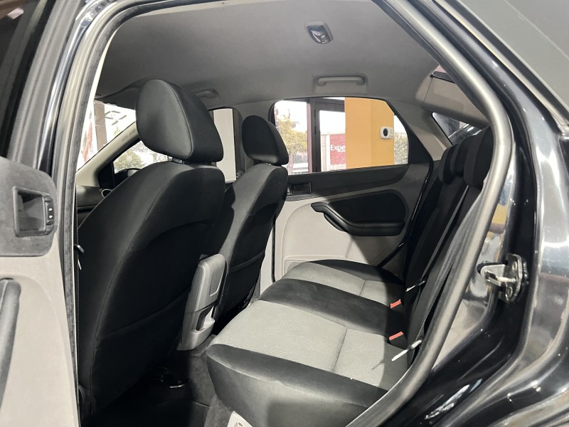 FOCUS 1.6 GLX SEDAN 16V FLEX 4P MANUAL - 2013 - CAXIAS DO SUL