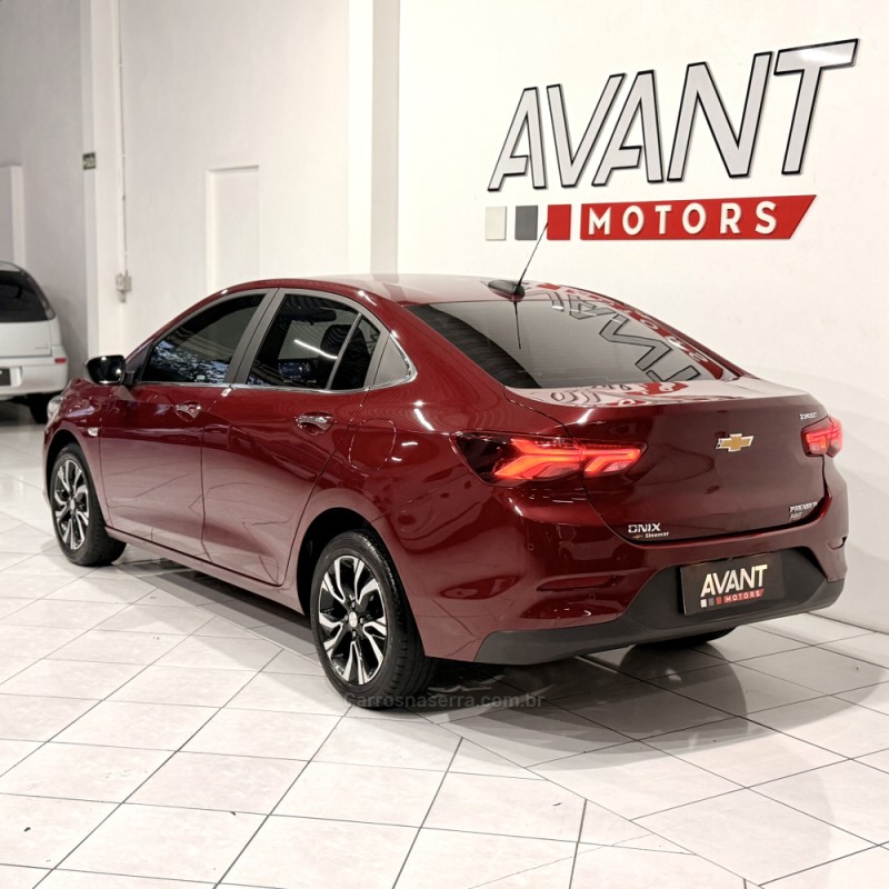 ONIX 1.0 PREMIER II 12V TURBO FLEX 4P AUTOMÁTICO - 2024 - NOVO HAMBURGO