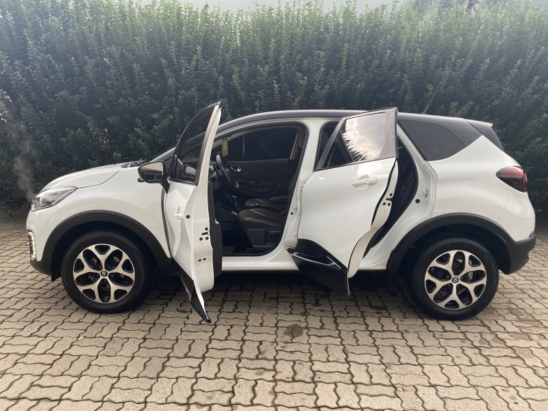 CAPTUR 1.6 16V INTENSE BOSE FLEX 4P AUTOMÁTICO - 2018 - CAXIAS DO SUL