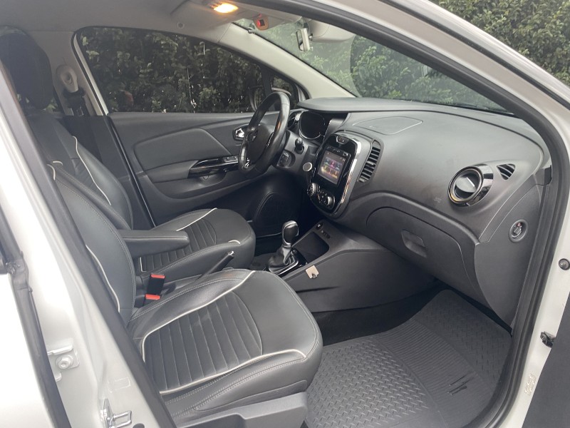 CAPTUR 1.6 16V INTENSE BOSE FLEX 4P AUTOMÁTICO - 2018 - CAXIAS DO SUL