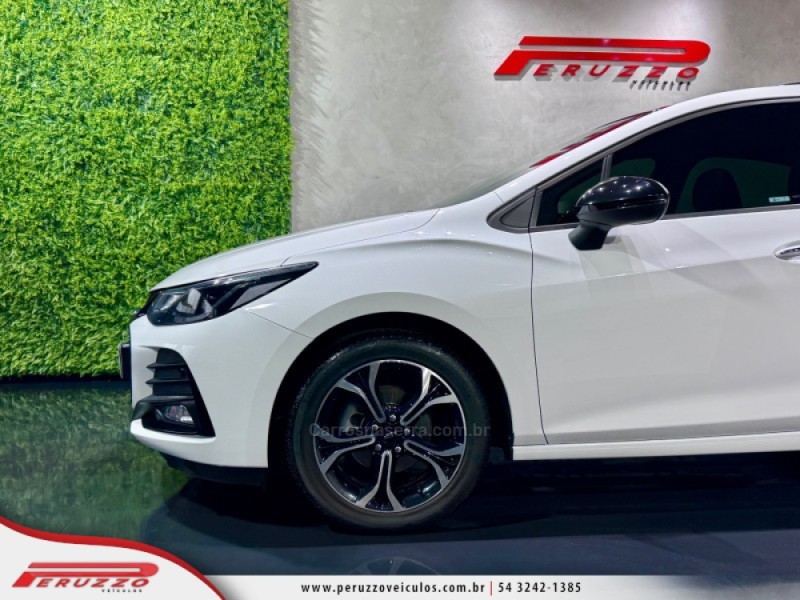 CRUZE 1.4 SPORT RS 16V FLEX 4P AUTOMÁTICO - 2022 - NOVA PRATA
