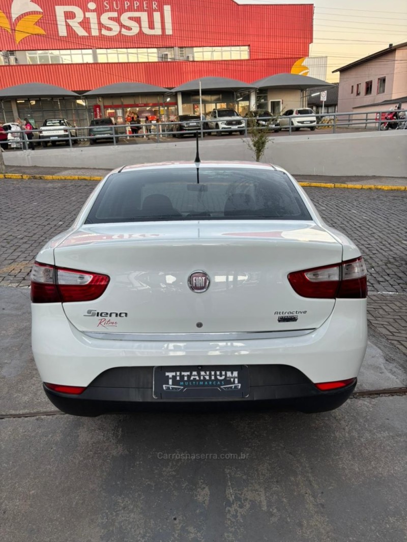 GRAND SIENA 1.4 MPI ATTRACTIVE 8V FLEX 4P MANUAL - 2013 - SãO FRANCISCO DE PAULA