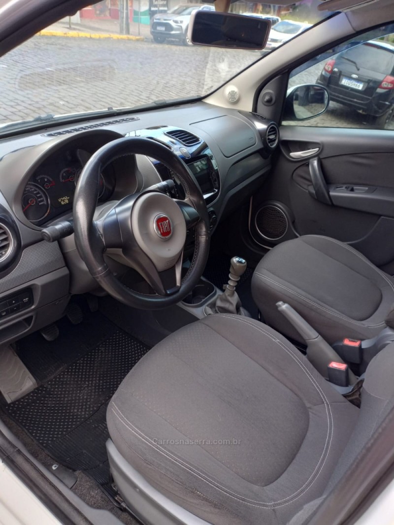 GRAND SIENA 1.4 MPI ATTRACTIVE 8V FLEX 4P MANUAL - 2013 - SãO FRANCISCO DE PAULA