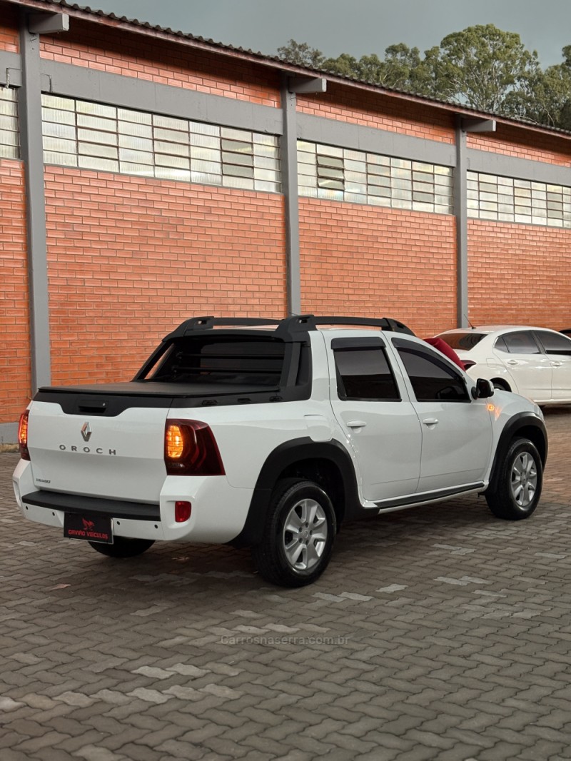 OROCH 1.6 16V DYNAMIQUE FLEX 4P MANUAL - 2016 - CAXIAS DO SUL