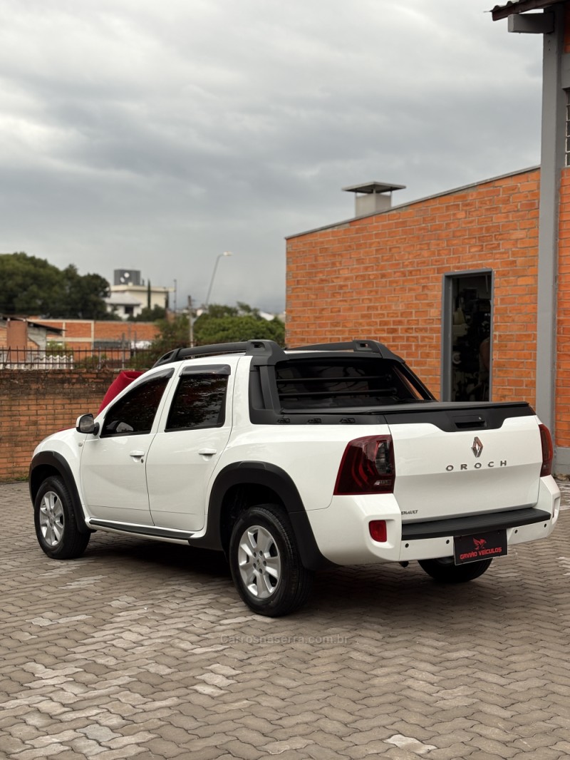 OROCH 1.6 16V DYNAMIQUE FLEX 4P MANUAL - 2016 - CAXIAS DO SUL