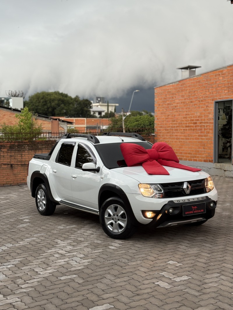 OROCH 1.6 16V DYNAMIQUE FLEX 4P MANUAL - 2016 - CAXIAS DO SUL