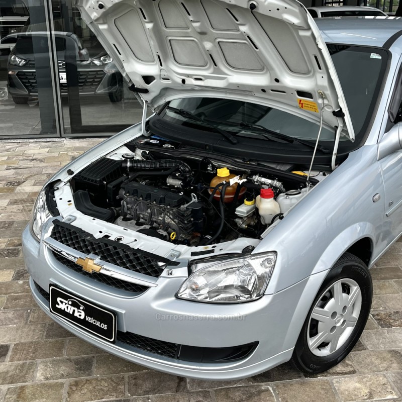 CLASSIC 1.0 MPFI LIFE 8V FLEX 4P MANUAL - 2012 - VACARIA