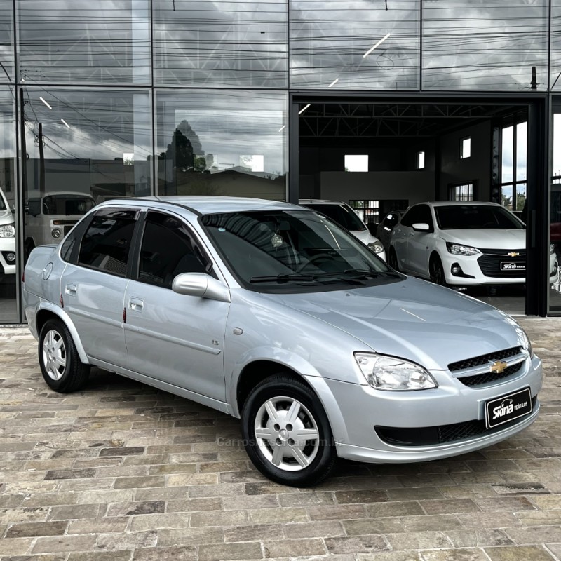 CLASSIC 1.0 MPFI LIFE 8V FLEX 4P MANUAL - 2012 - VACARIA