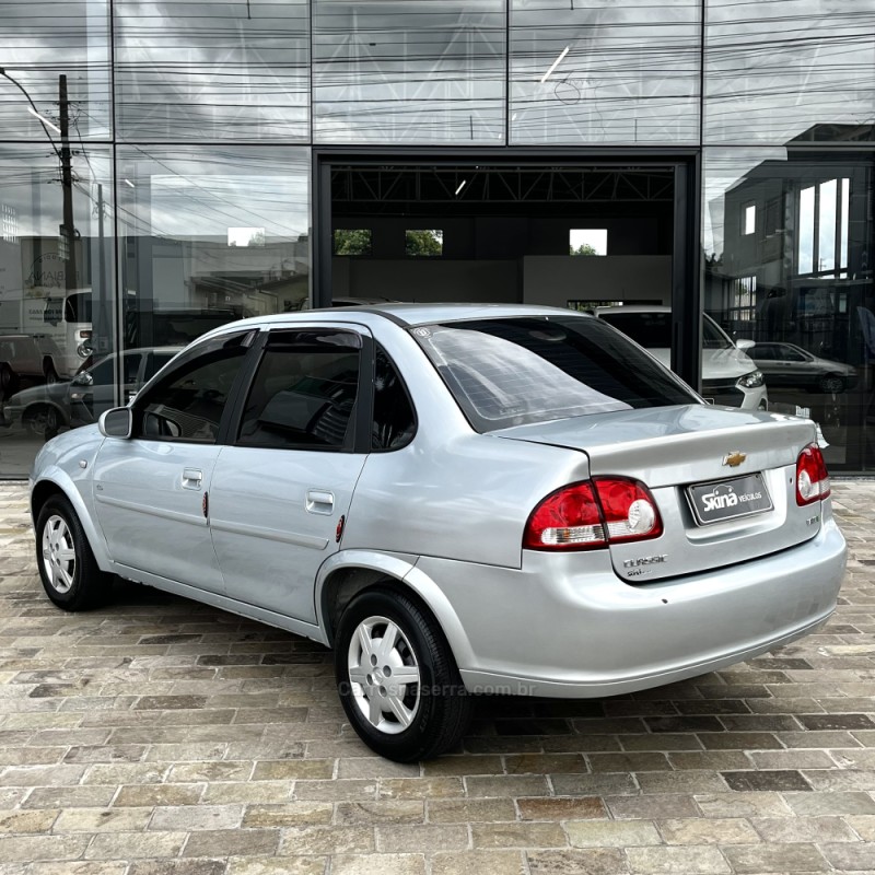 CLASSIC 1.0 MPFI LIFE 8V FLEX 4P MANUAL - 2012 - VACARIA