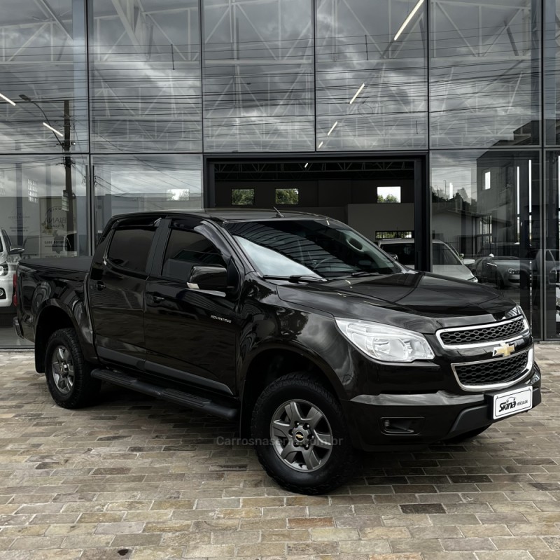 S10 2.4 ADVANTAGE 4X2 CD 8V FLEX 4P MANUAL - 2016 - VACARIA