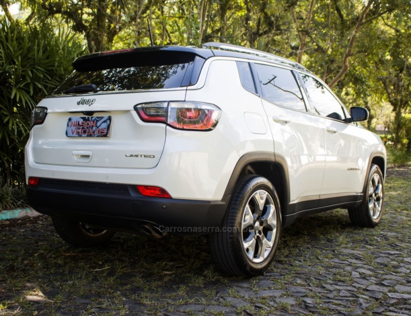 COMPASS 2.0 16V FLEX LIMITED AUTOMÁTICO - 2017 - NOVO HAMBURGO