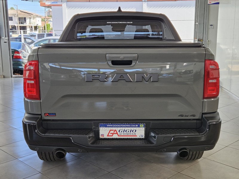 RAMPAGE 2.0 HURRICANE R/T 4 4X4 TURBO GASOLINA 4P AUTOMÁTICO - 2024 - TAPEJARA