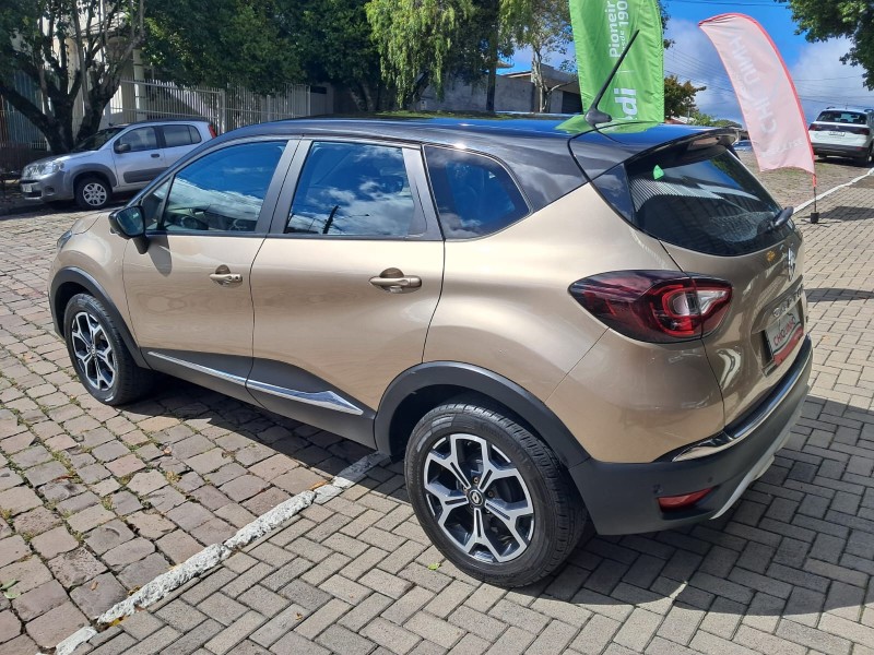 CAPTUR 1.3 ICONIC 16V TURBO FLEX 4P AUTOMÁTICO - 2022 - CAXIAS DO SUL