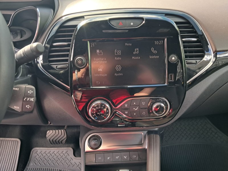 CAPTUR 1.3 ICONIC 16V TURBO FLEX 4P AUTOMÁTICO - 2022 - CAXIAS DO SUL