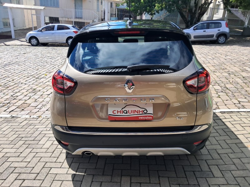 CAPTUR 1.3 ICONIC 16V TURBO FLEX 4P AUTOMÁTICO - 2022 - CAXIAS DO SUL