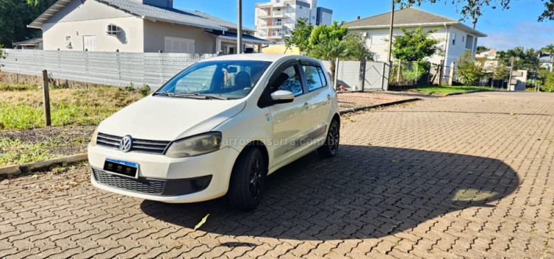 FOX 1.6 MI ROCK IN RIO 8V FLEX 4P MANUAL - 2014 - IVOTI