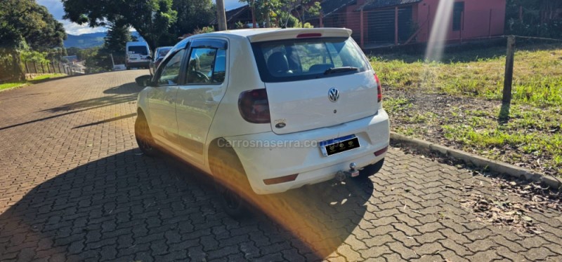 FOX 1.6 MI ROCK IN RIO 8V FLEX 4P MANUAL - 2014 - IVOTI