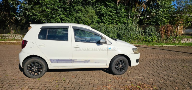 FOX 1.6 MI ROCK IN RIO 8V FLEX 4P MANUAL - 2014 - IVOTI