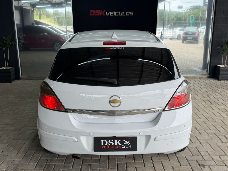 VECTRA 2.0 MPFI GT HATCH 8V FLEX 4P MANUAL - 2008 - CAXIAS DO SUL