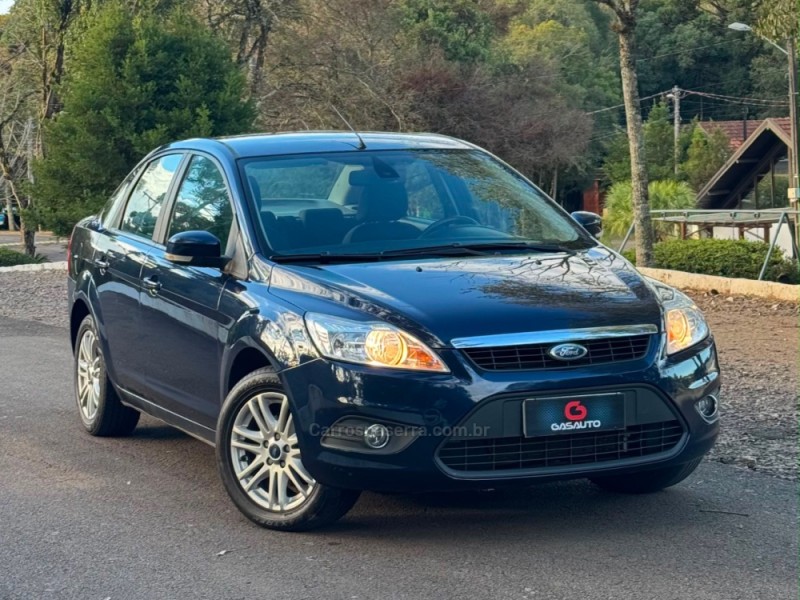 FOCUS 2.0 GLX SEDAN 16V GASOLINA 4P MANUAL
