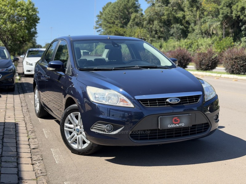 FOCUS 2.0 GLX SEDAN 16V GASOLINA 4P MANUAL - 2013 - NOVA PRATA