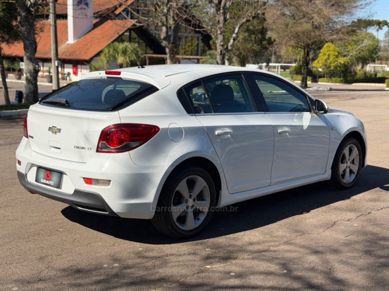 CRUZE 1.8 LT 16V FLEX 4P MANUAL - 2014 - NOVA PRATA