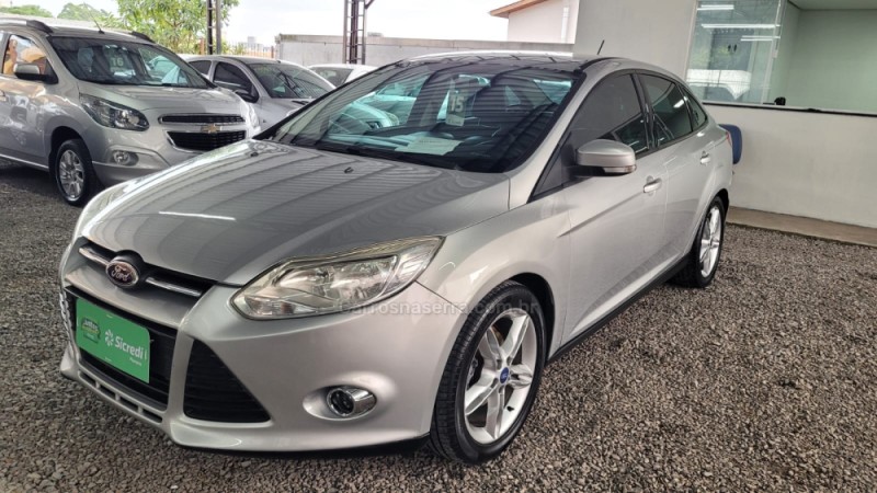 focus 2.0 se plus sedan 16v flex 4p automatico 2015 caxias do sul