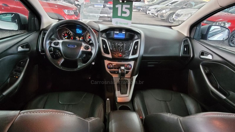 FOCUS 2.0 SE PLUS SEDAN 16V FLEX 4P AUTOMÁTICO - 2015 - CAXIAS DO SUL