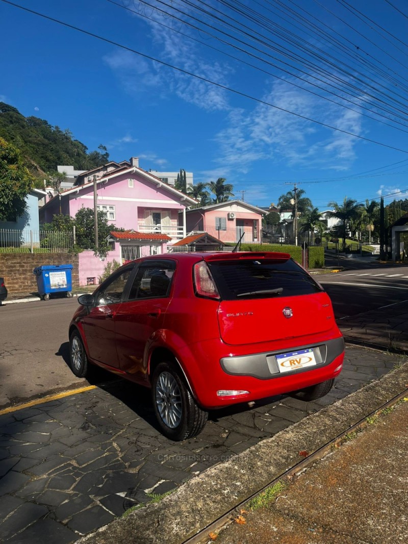 PUNTO 1.6 ESSENCE 16V FLEX 4P AUTOMATIZADO - 2014 - CARLOS BARBOSA
