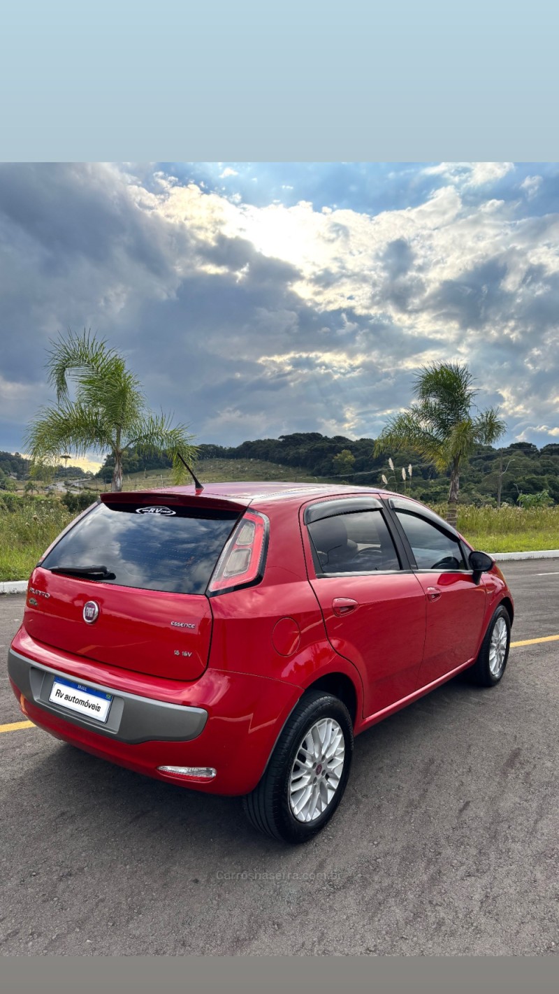 PUNTO 1.6 ESSENCE 16V FLEX 4P AUTOMATIZADO - 2014 - CARLOS BARBOSA
