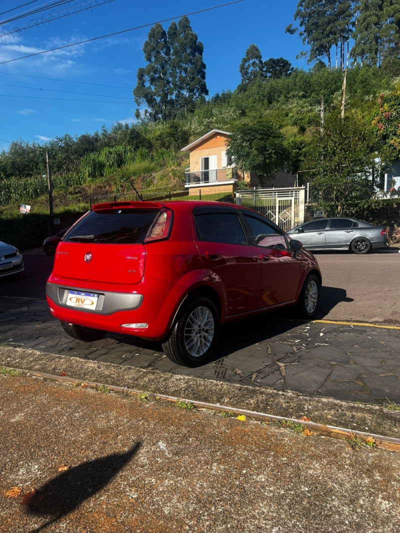 PUNTO 1.6 ESSENCE 16V FLEX 4P AUTOMATIZADO - 2014 - CARLOS BARBOSA
