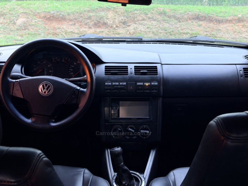 GOL 1.6 MI POWER 8V GASOLINA 4P MANUAL G.III - 2000 - FELIZ