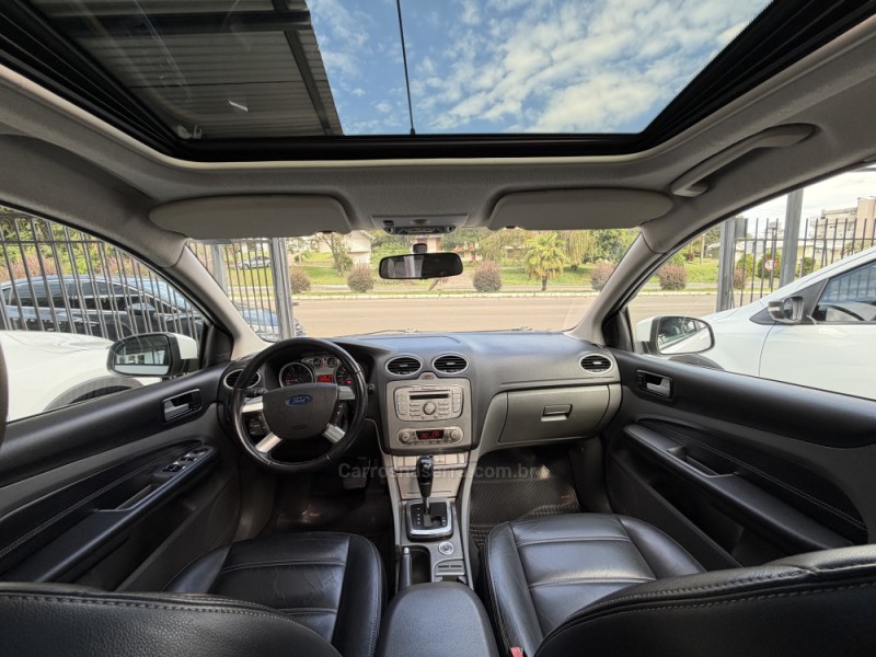 FOCUS 2.0 GHIA 16V FLEX 4P AUTOMÁTICO - 2011 - NOVA PRATA