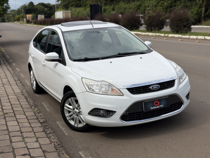 FOCUS 2.0 GHIA 16V FLEX 4P AUTOMÁTICO - 2011 - NOVA PRATA