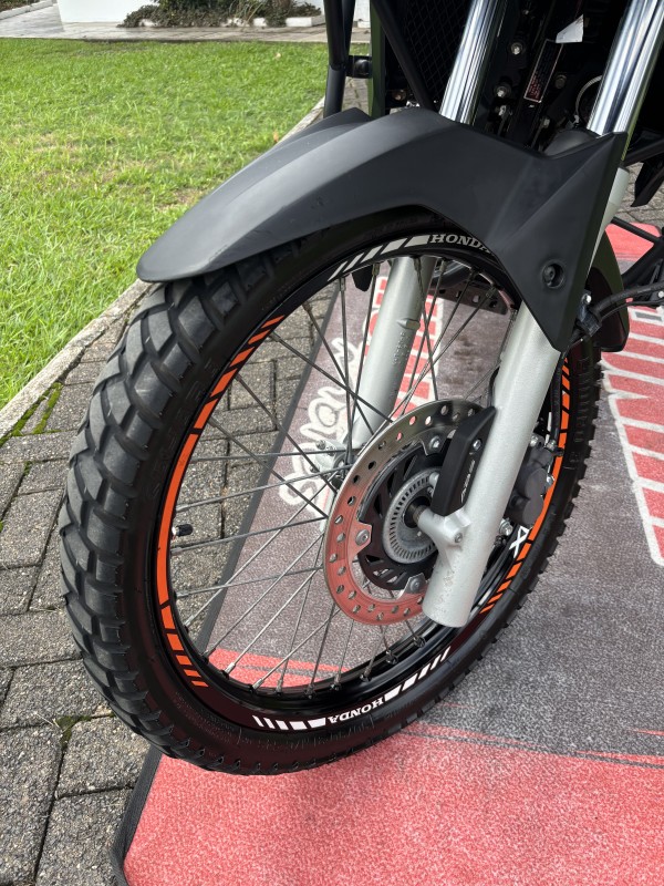 XRE 300 ADVENTURE ABS - 2021 - FELIZ