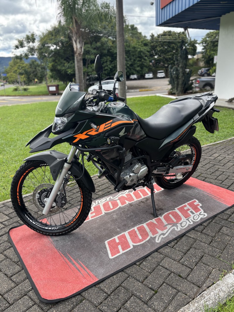 XRE 300 ADVENTURE ABS - 2021 - FELIZ