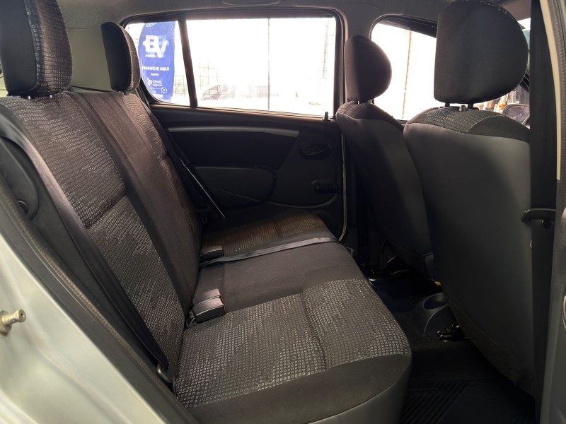 SANDERO 1.0 EXPRESSION 16V FLEX 4P MANUAL - 2009 - CAXIAS DO SUL