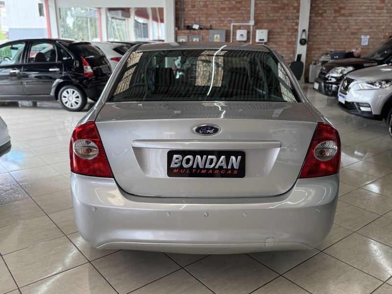 FOCUS 1.6 GLX SEDAN 16V FLEX 4P MANUAL - 2013 - FARROUPILHA