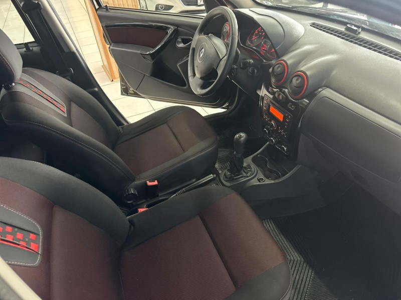 SANDERO 1.6 STEPWAY 16V FLEX 4P MANUAL - 2012 - CAXIAS DO SUL