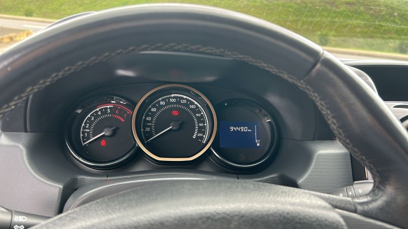 DUSTER 1.6 DYNAMIQUE 4X2 16V FLEX 4P MANUAL - 2018 - FARROUPILHA