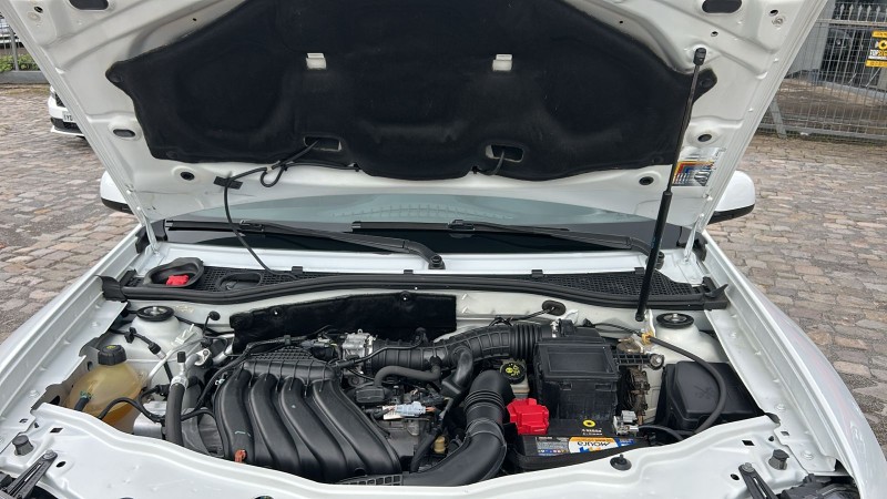 DUSTER 1.6 DYNAMIQUE 4X2 16V FLEX 4P MANUAL - 2018 - FARROUPILHA