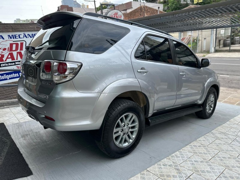 HILUX SW4 3.0 SRV 4X4 CD 16V TURBO INTERCOOLER DIESEL 4P AUTOMÁTICO - 2015 - CAXIAS DO SUL