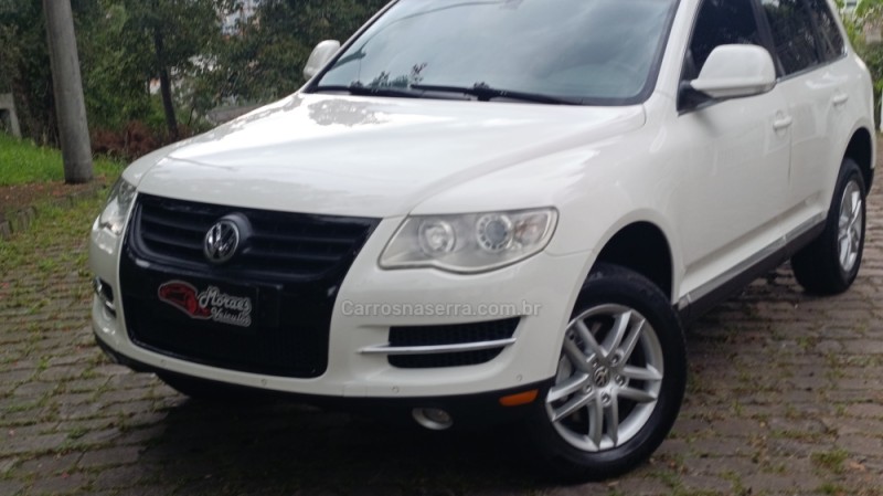 TOUAREG 3.6 FSI V6 24V GASOLINA 4P TIPTRONIC - 2010 - CAXIAS DO SUL