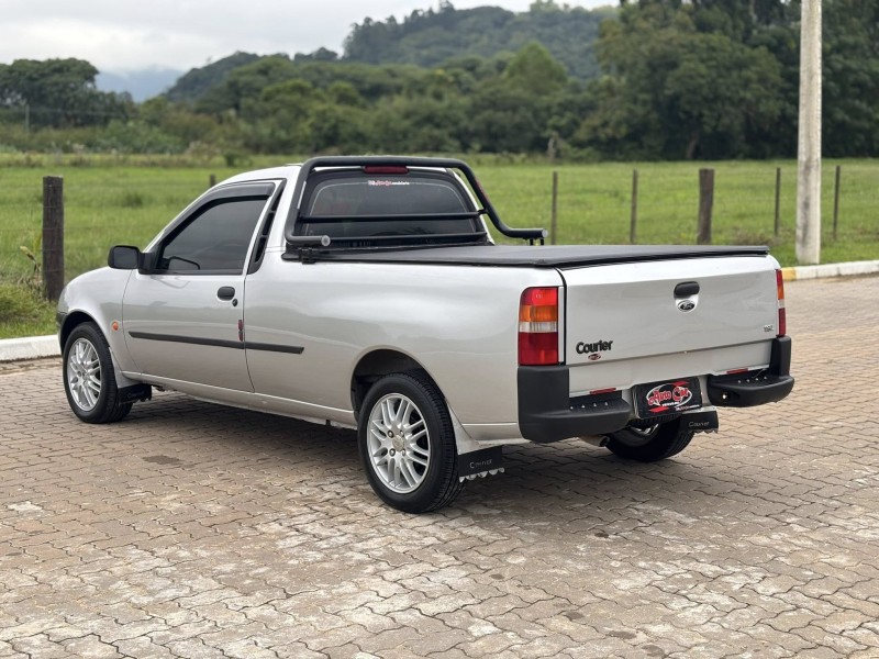 COURIER 1.6 L 8V FLEX MANUAL - 2005 - CANDELáRIA